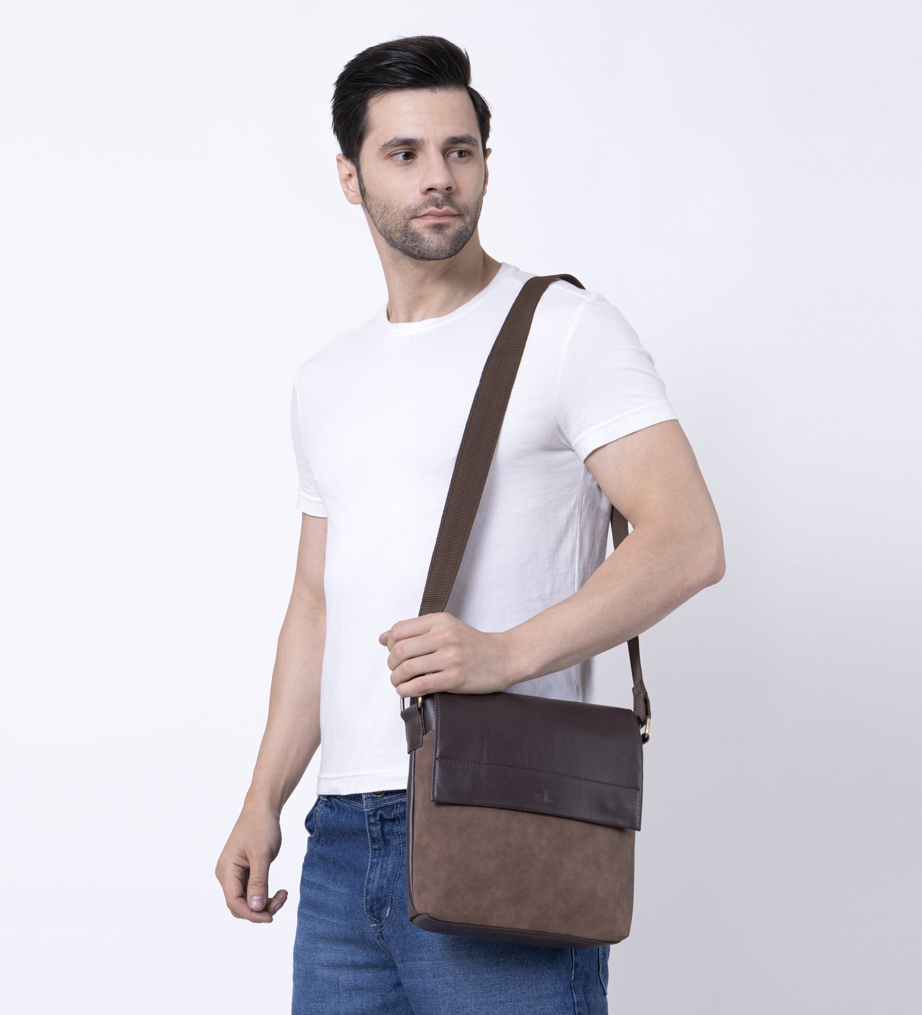 Brown Spacious Mens Messenger Bag